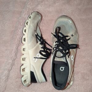 On Running Women's Beige and Black Sneakers